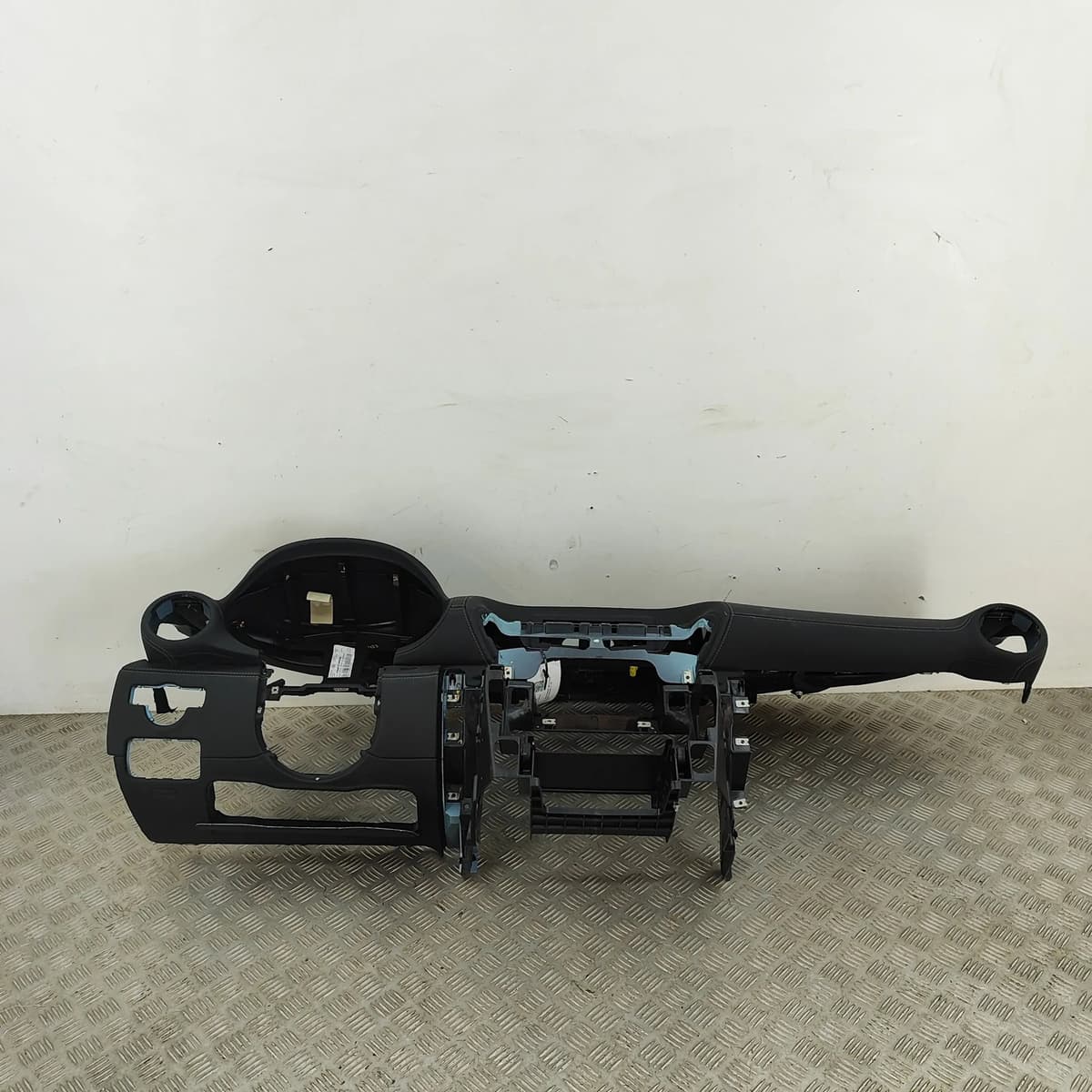 MERCEDES-BENZ AMG GT C190 Dashboard LHD A19068007879C77 4.0 Petrol 31458584