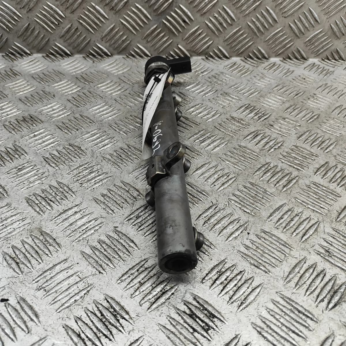AUDI A5 8T3 Fuel Rail 057130764F 3.0 Diesel 176kw 2008 31517922