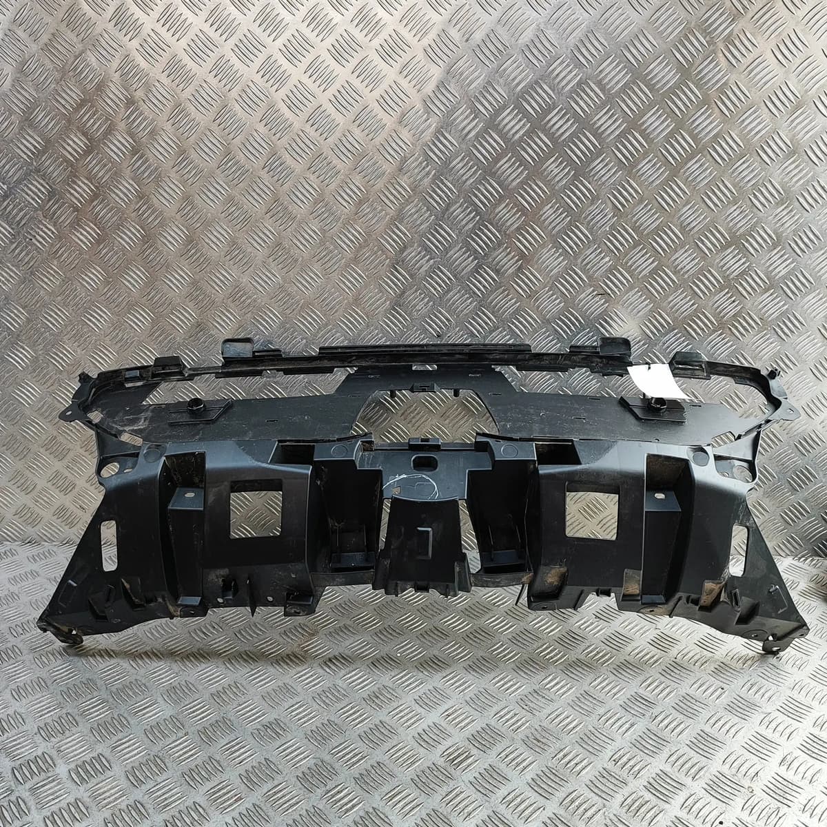 TOYOTA YARIS CROSS MXP Radiator Grille 20-95A76-A 31545851