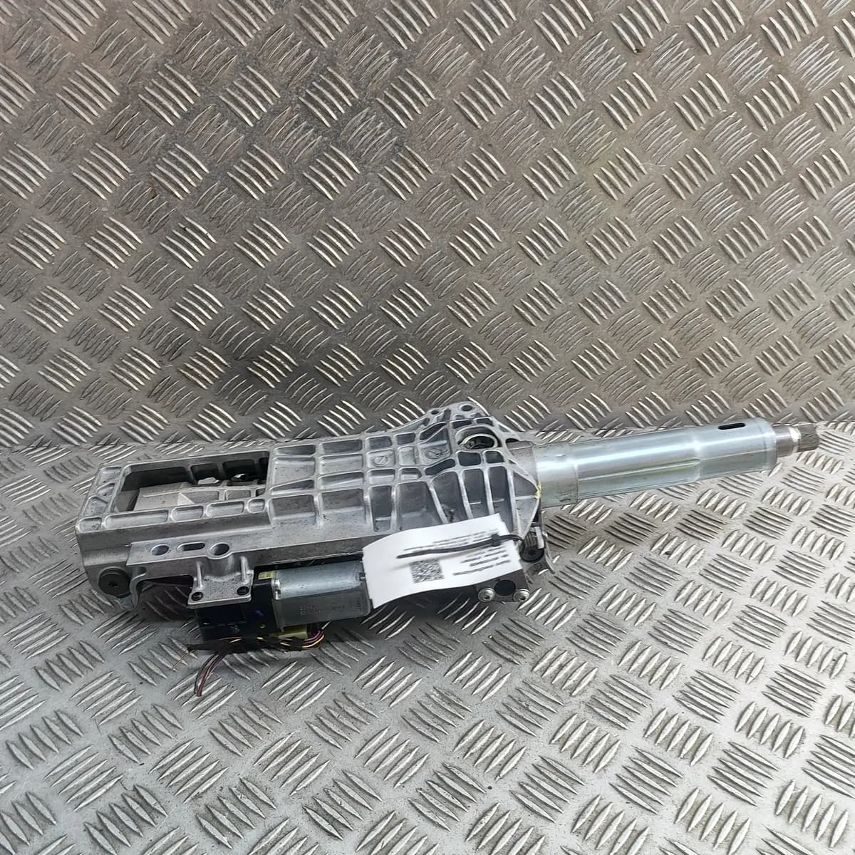 MERCEDES-BENZ C T-Model S205 Steering Column Mechanism A2054601701 31556420
