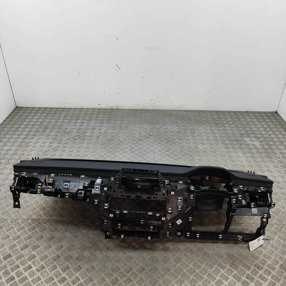SKODA ENYAQ iV SUV Dashboard 5LC857007D RHD 2025 31600750
