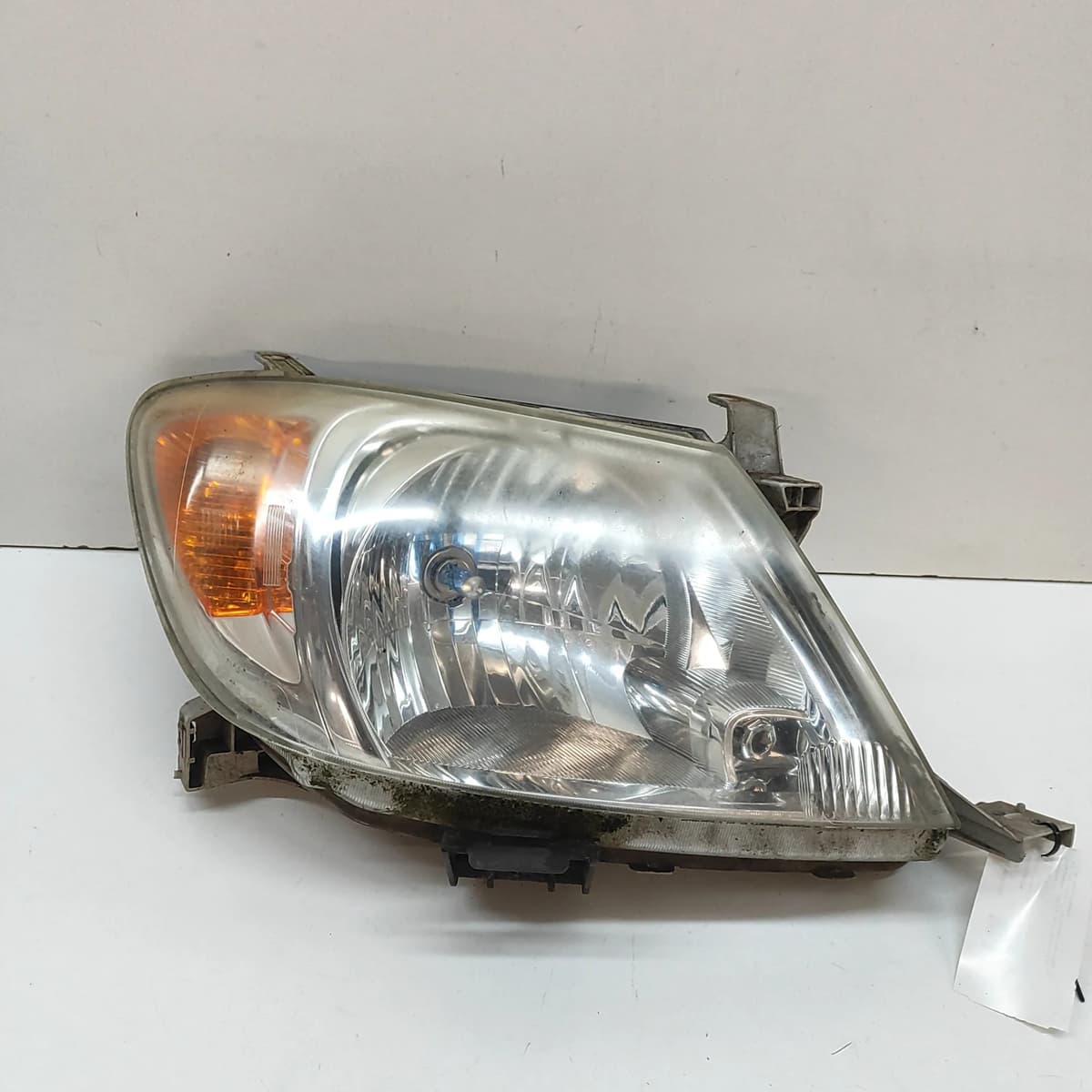 TOYOTA HILUX MK7 Pick-up N1 N2 N3 Front Right Headlight RHD 81110-0K041 31659794