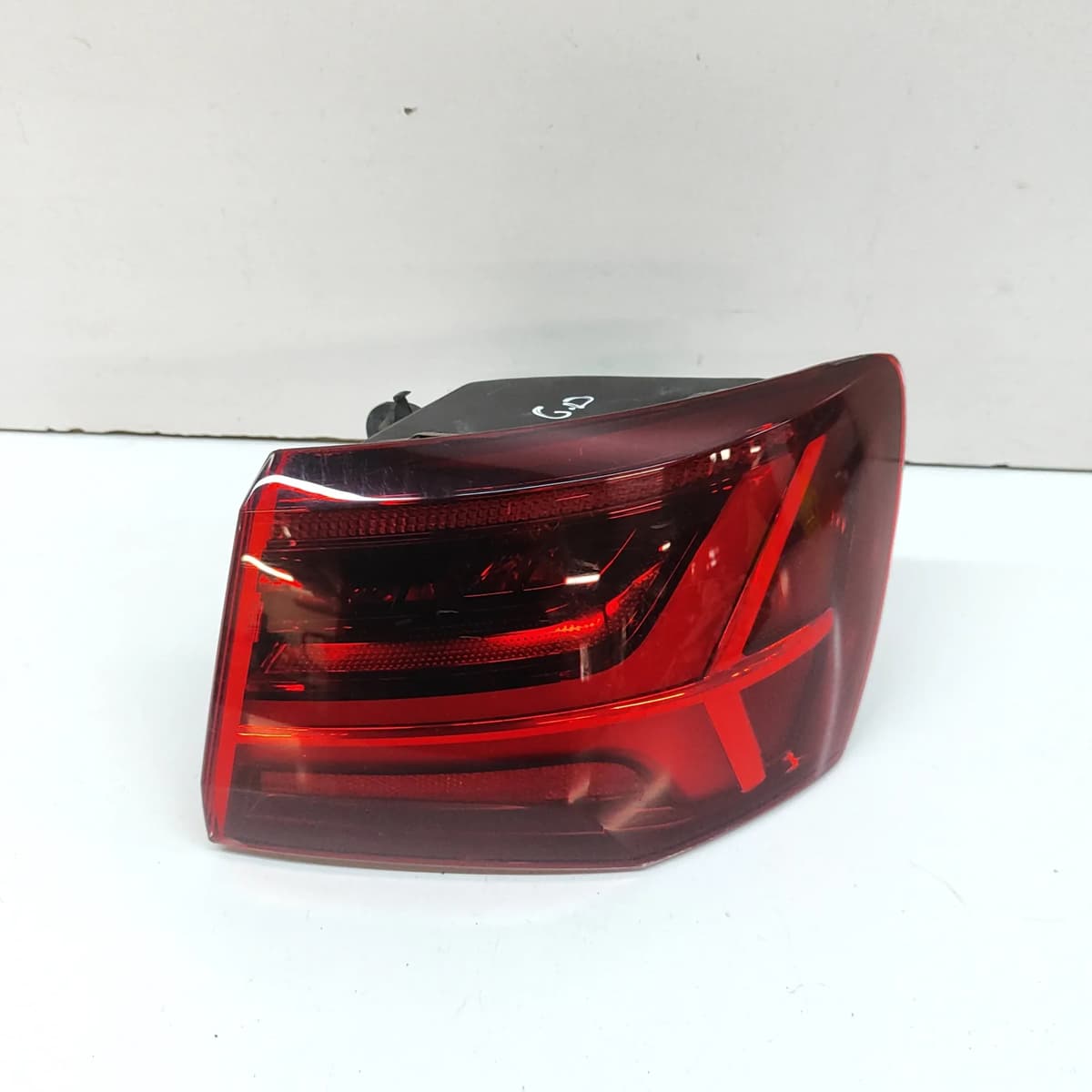 AUDI A6 Avant 4G C7 Rear Right Tail Light 4G9945096F RHD 2016 31668188