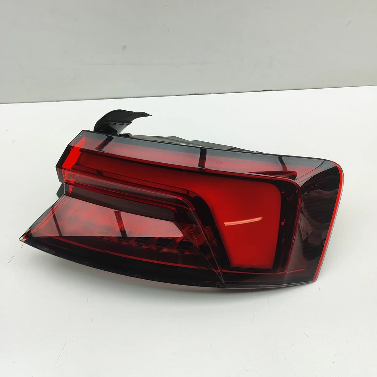 AUDI A5 F5 Rear Right Tail Light 8W6945092J RHD 2019 31863696