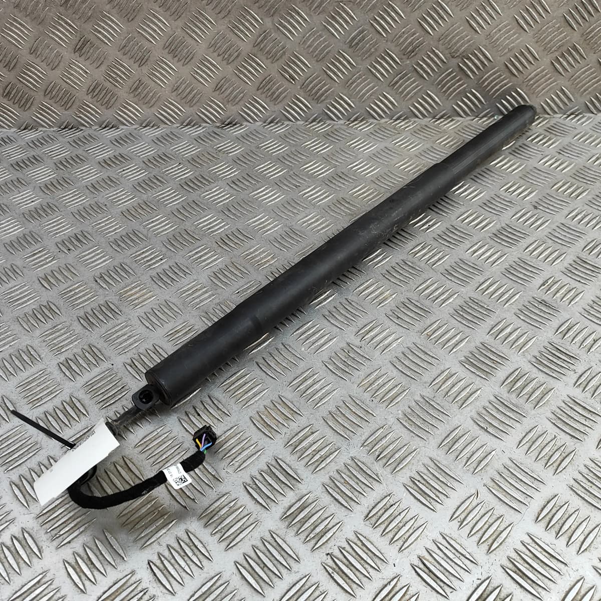 AUDI Q8 4MN Left Side Tailgate Gas Strut 4M8827851K 2024 31866067