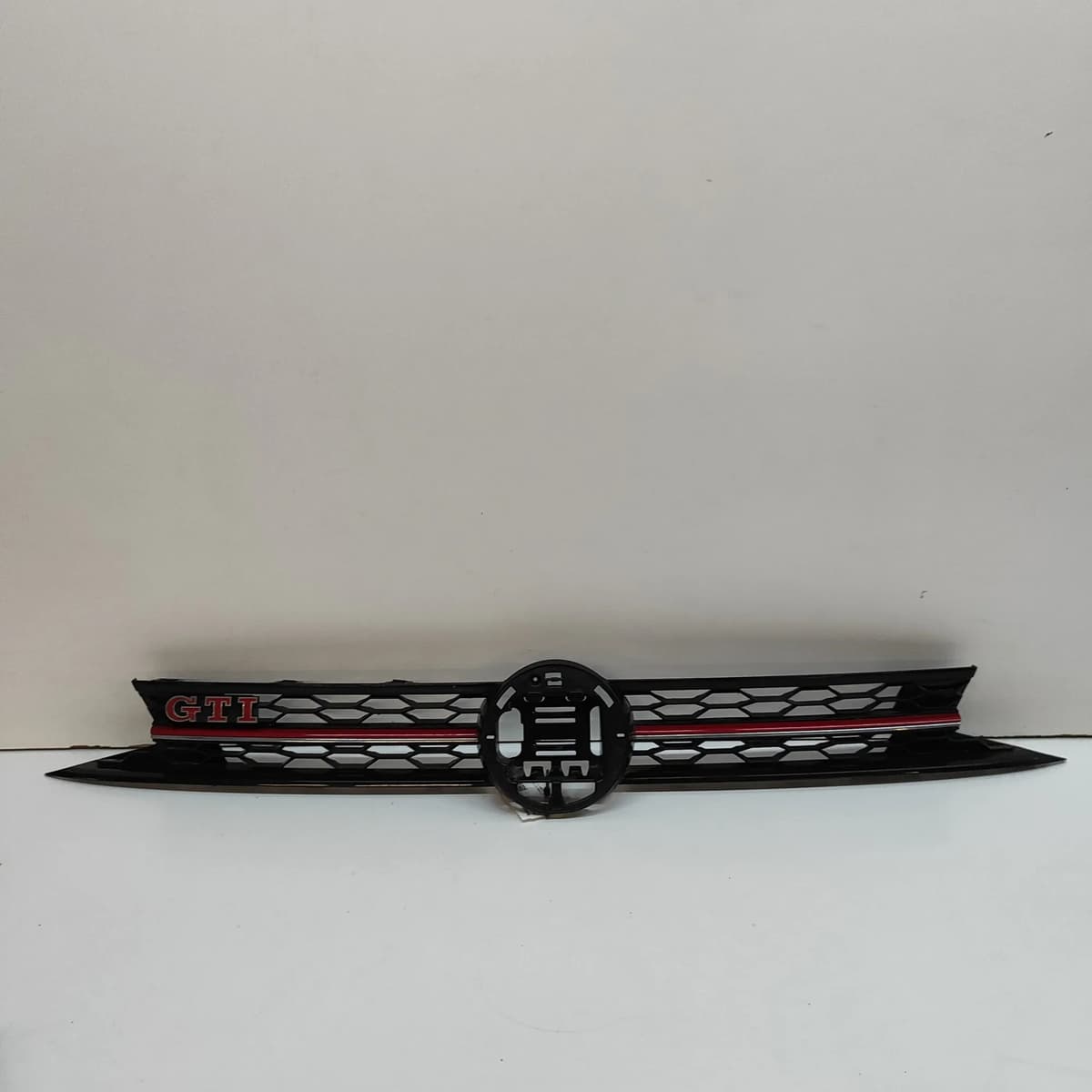 VW POLO AW1, BZ1, AE1 Radiator Grille 2G0853651J 2.0 Petrol 147kw 2020 31866574