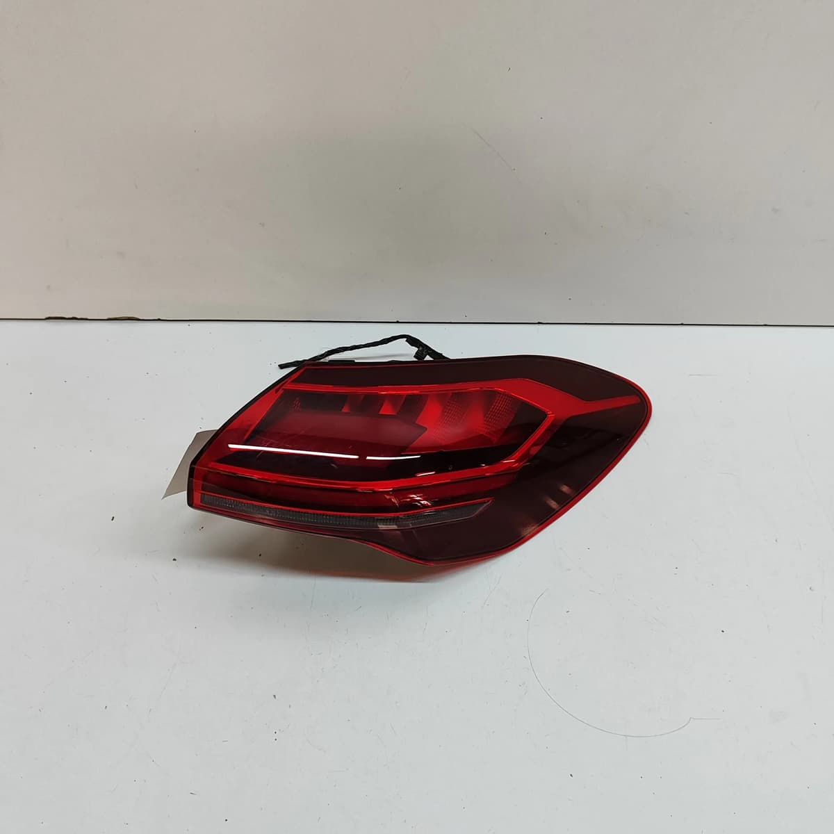 AUDI A5 Avant Rear Right Tail Light 8B3945208B 31878941