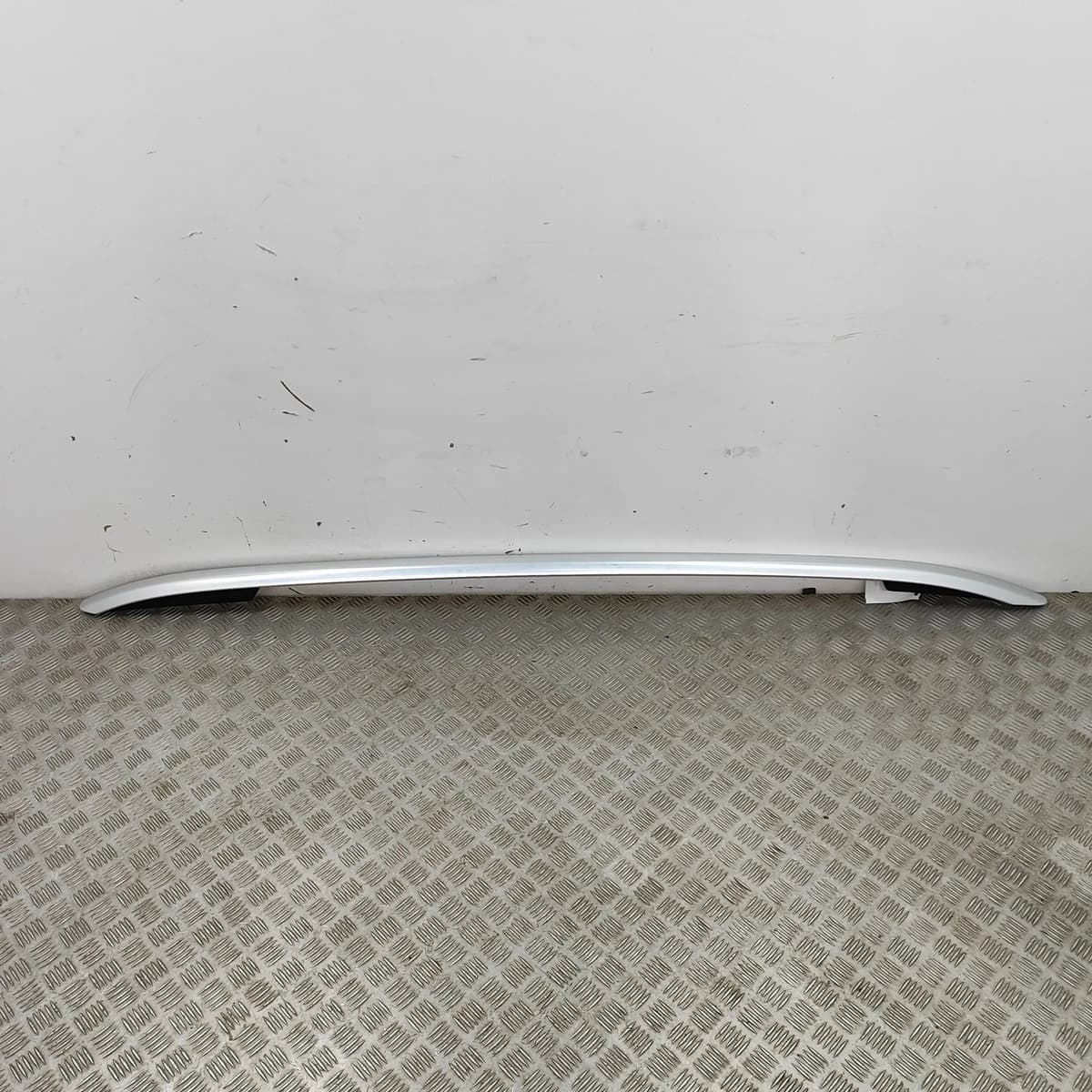 VW TOUAREG 7P5 Right Side Roof Rail 7P6860044 3.0 Diesel 193kw 2017 31924118