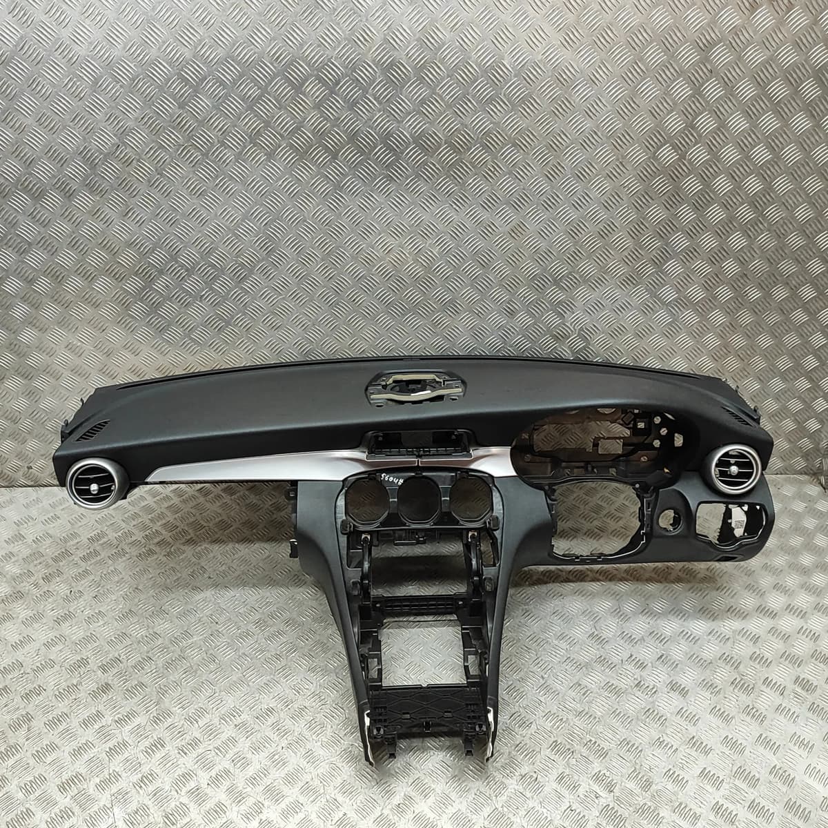 MERCEDES-BENZ C Coupe C205 Dashboard Panel A2056804504 RHD 2020 32030928