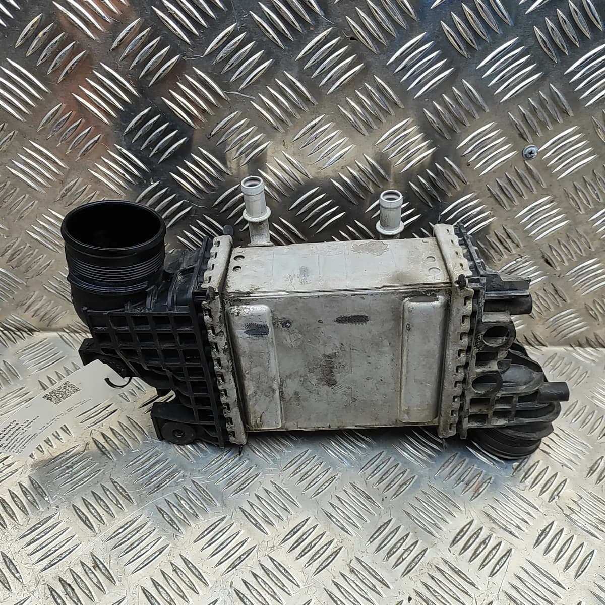 VW CRAFTER Furgon SY Intercooler Radiator 04L145749M 2.0 Diesel 130kw 32056113