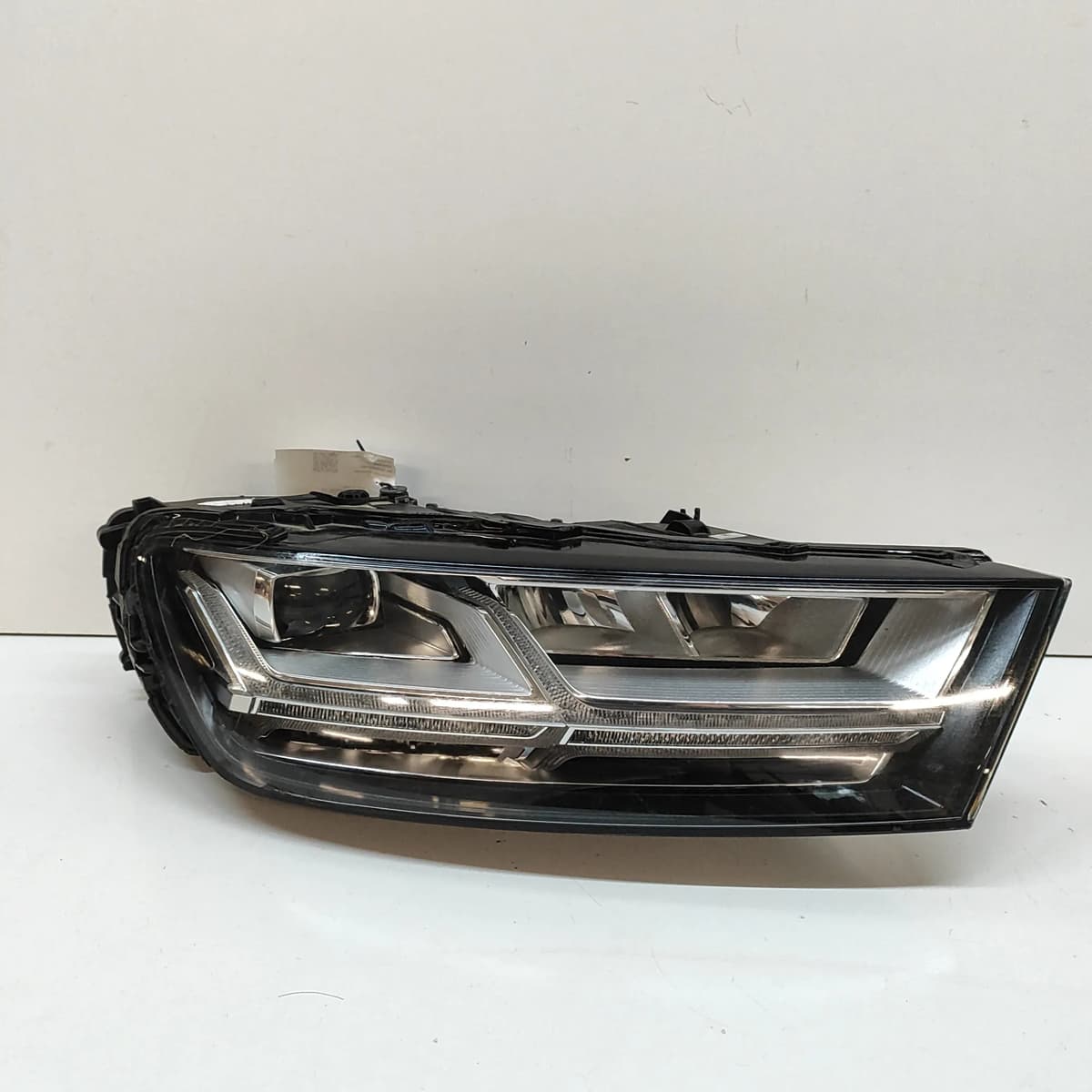 AUDI Q7 4M Front Right Headlight 4M0941034 LHD 2016 32066790