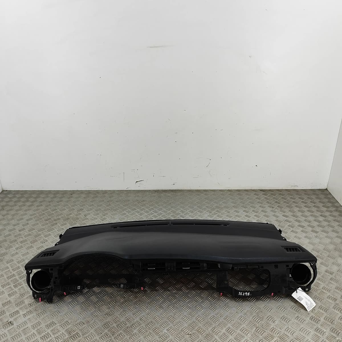 TOYOTA AURIS E180 Dashboard LHD 55401-02900-C0 1.3 Petrol 73kw 2012 32076199