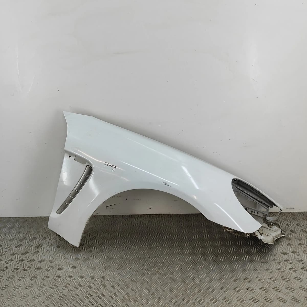 PORSCHE PANAMERA 970 Front Right Fender 97050303201 2013 32086012