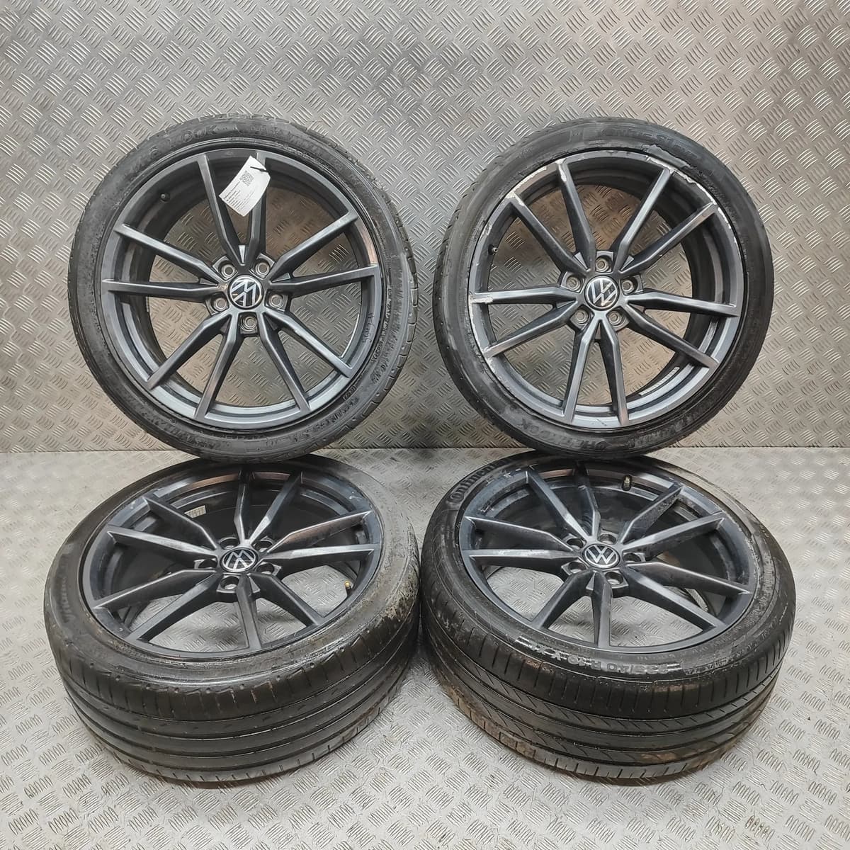 VW T-ROC A11 Alloy Wheel Set 3G0601025BS 2.0 Petrol 221kw 2022 32143209