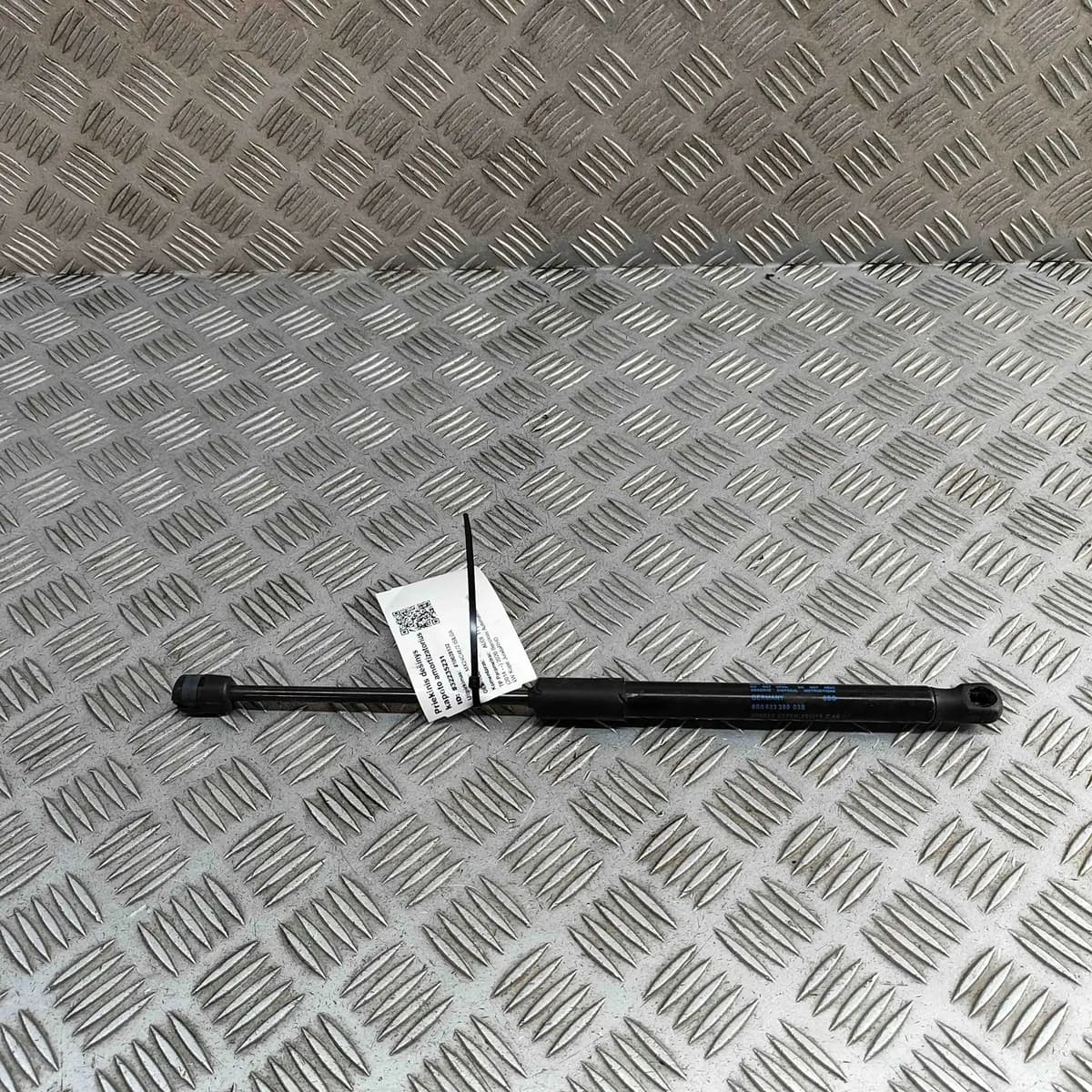 AUDI TT MK3 FV Front Right Bonnet Strut 8S0823359 2020 32235231