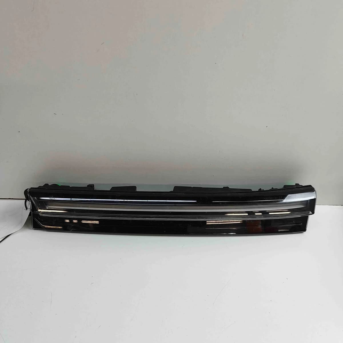 VW TAYRON R41 Front Left Additional Light DRL 57L941653B 32381217