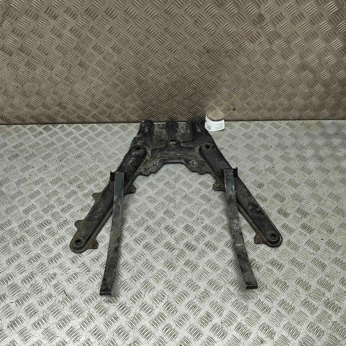 PORSCHE 911 991 Front Slam Panel Frame Reinforcement 99150423302 2014 32470015