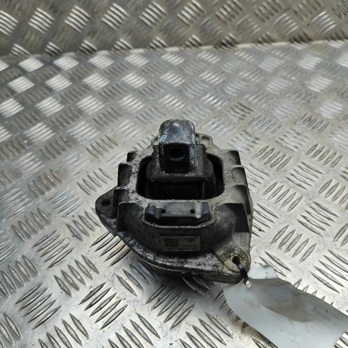 BMW 5 Touring F11 Left Side Engine Mount 68623513 3.0 Diesel 280kw 2012 32750596