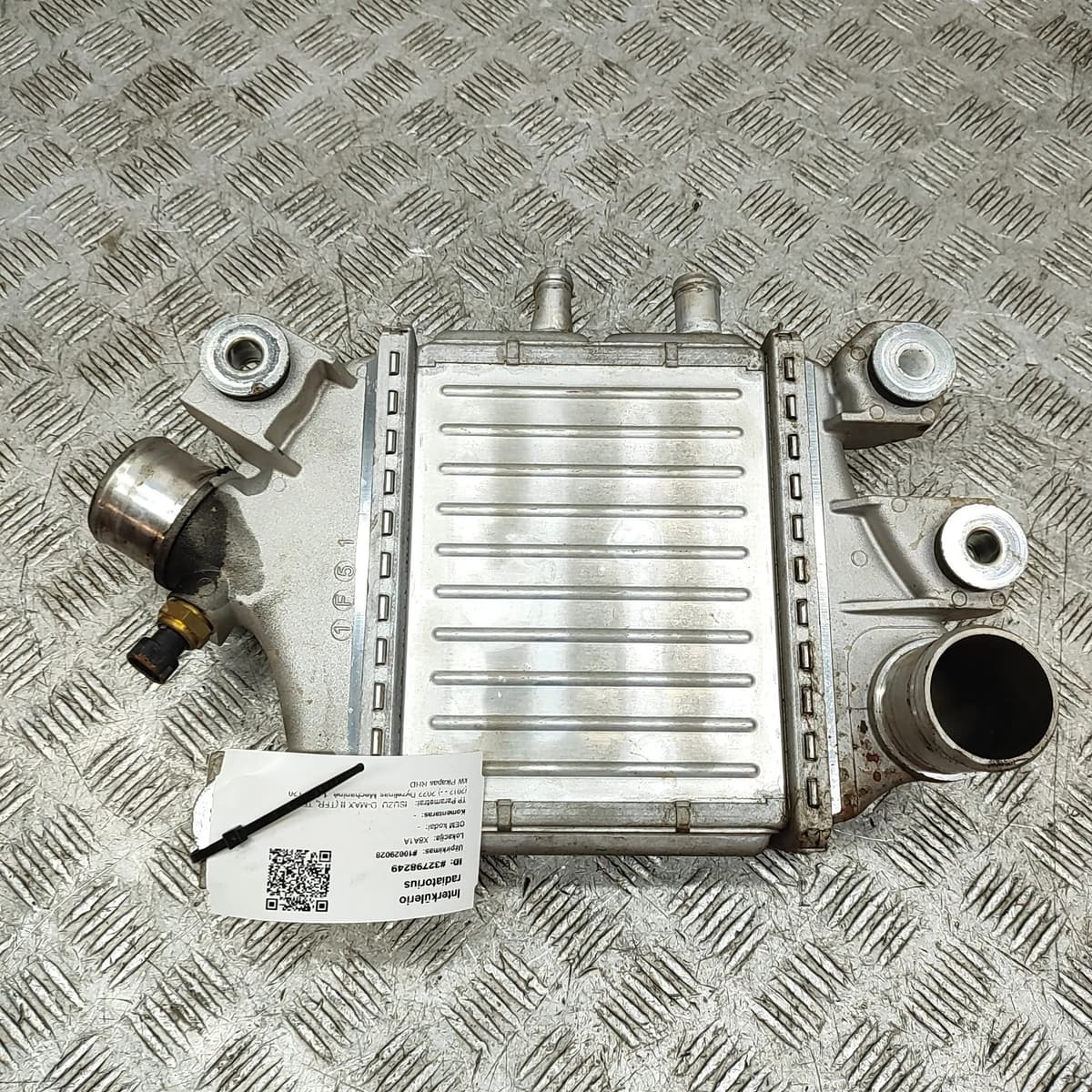 ISUZU D-MAX MK2 RT Intercooler Radiator 8975340130 1.9 Diesel 120kW 2022