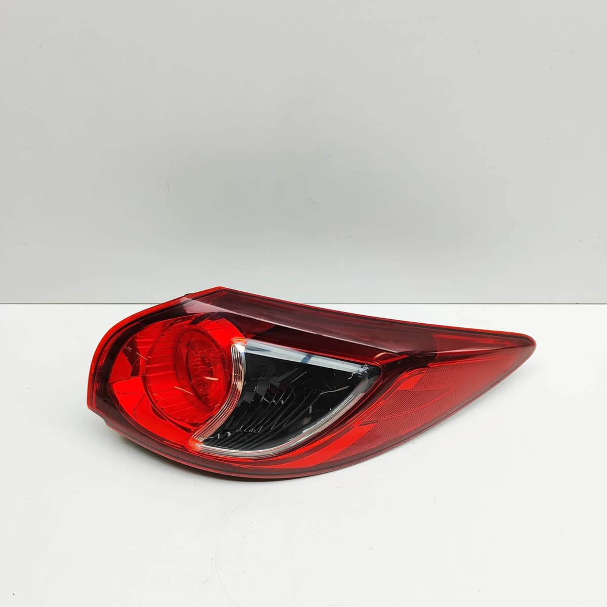 MAZDA CX-5 KE, GH Rear Right Tail Light KD54-51-150G 2.2 Diesel 110kw 32957512