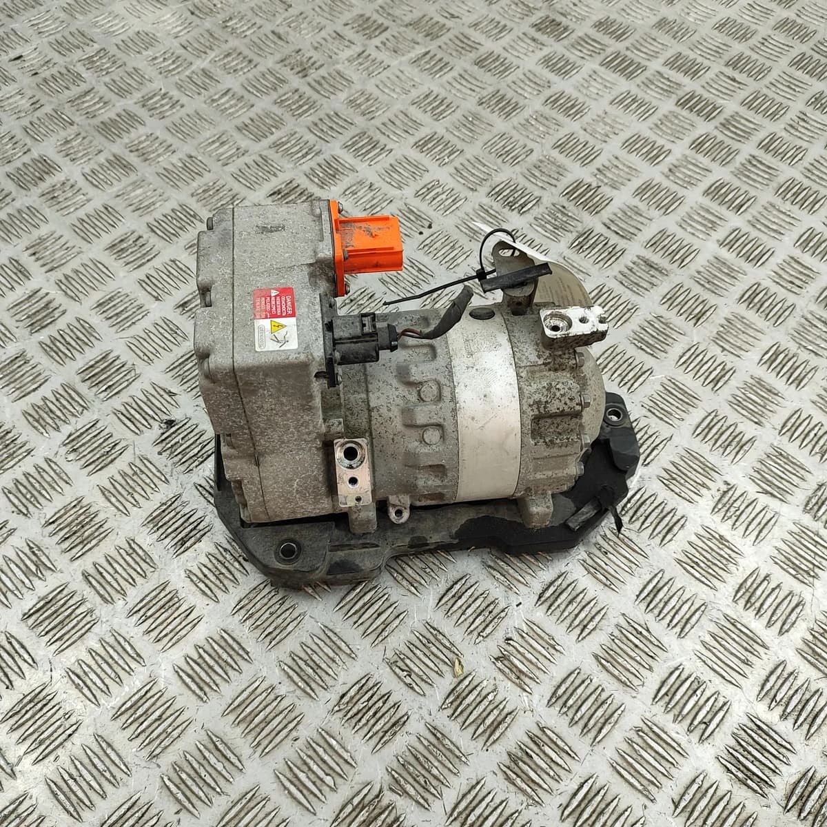 SKODA ENYAQ iV Air Condition A/C Pump 1EA820808E 33014788 2023