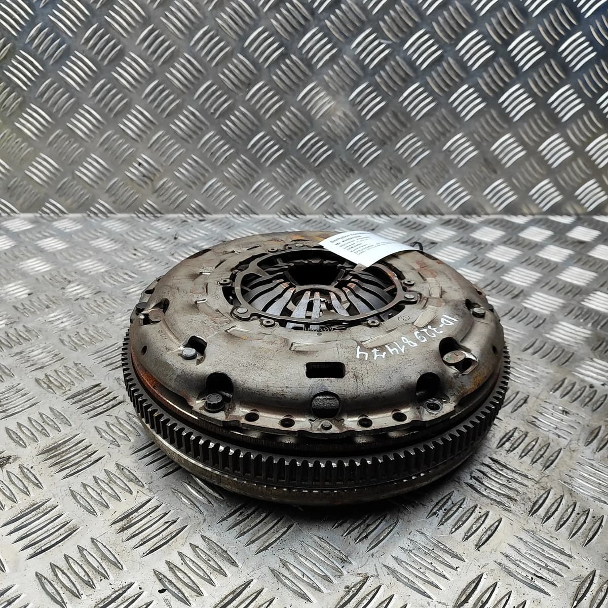 VW PASSAT Variant B6 3C5 Clutch Kit 124035410 2.0 Diesel 103kw 2008 33047038