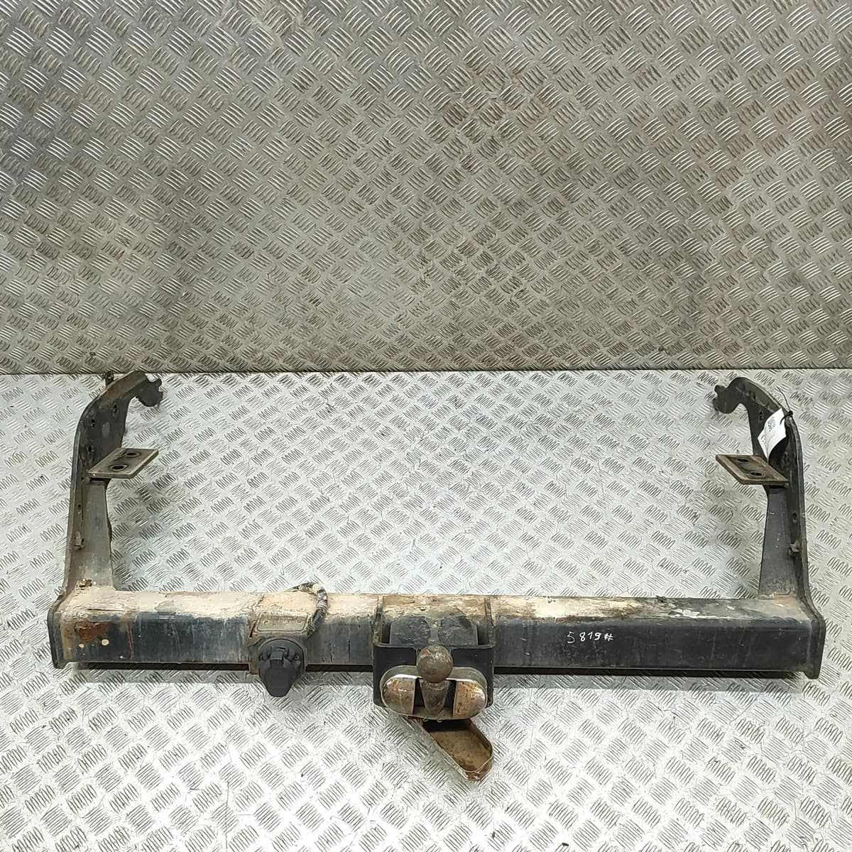 FORD RANGER TKE Towbar Kit AB39-19E544-DH 3.2 Diesel 147kw 2015 33057911