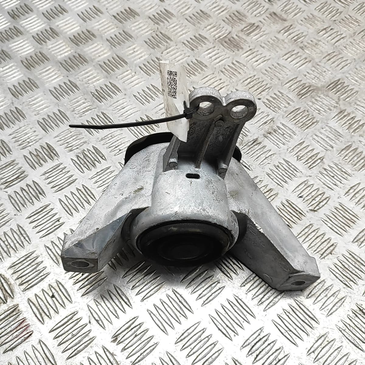 KIA SPORTAGE NQ5 Right Side Engine Mount 21810-P0520 1.6 H 158KW 2024 33078816