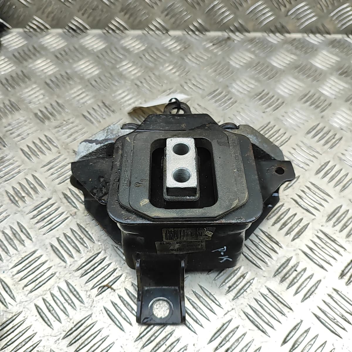 HYUNDAI TUCSON TL, TLE Left Side Engine Mount 21830-D3100 1.7 Diesel 33092110