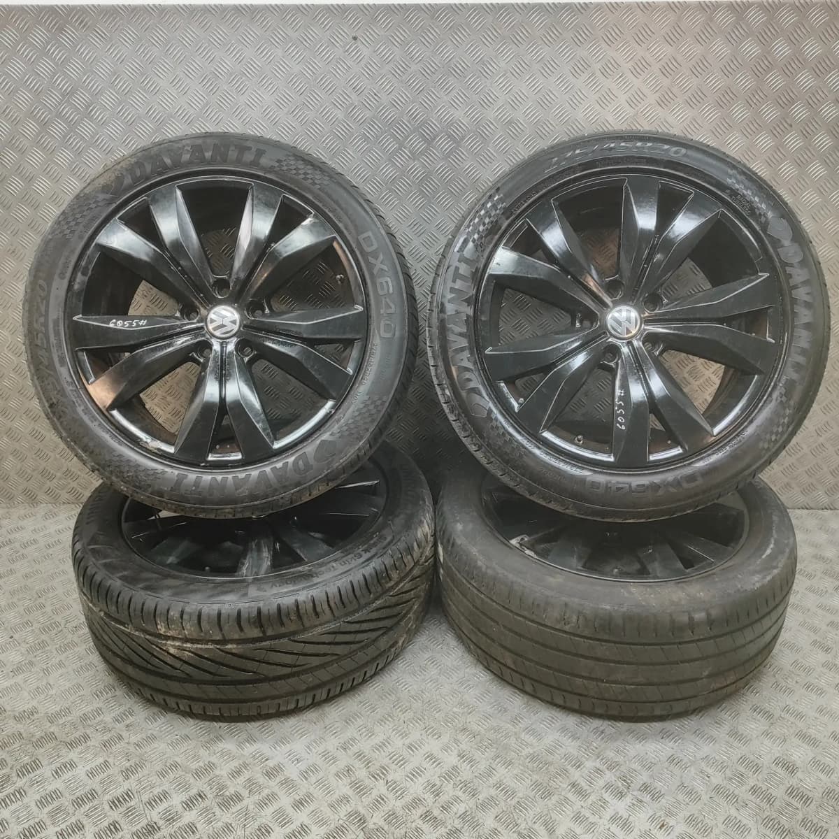 VW TOUAREG 7P5 Alloy Wheel Set R20 7P6601025AL 3.0 Diesel 193kw 2017 34464090