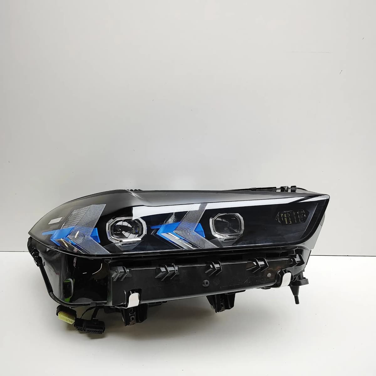 BMW X5 G05 Front Right Headlight 5A8E106 LHD 2023 36063639