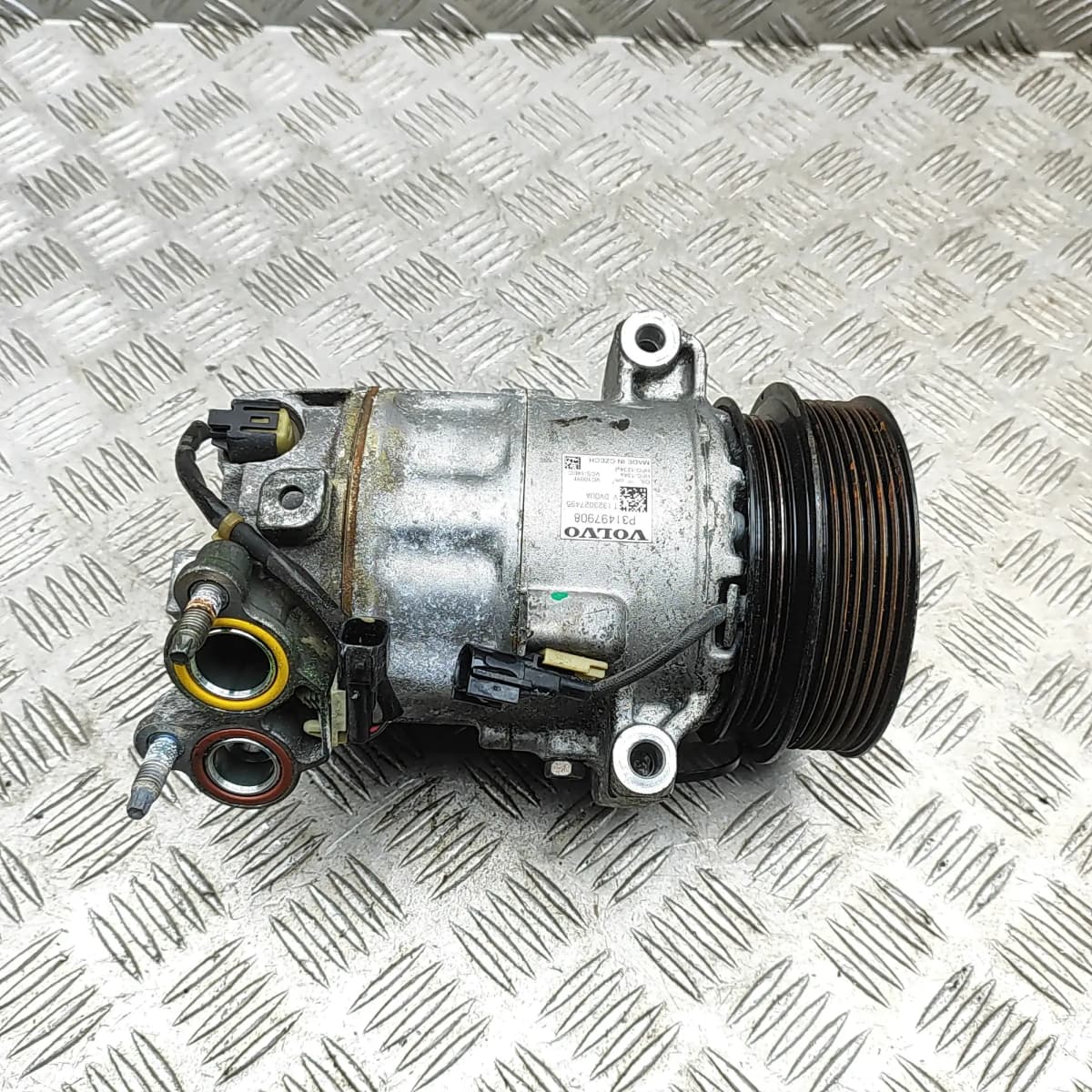 VOLVO V60 MK2 Air Condition A/C Pump 31497908 2.0 Hybrid 220kW 2022 34021130