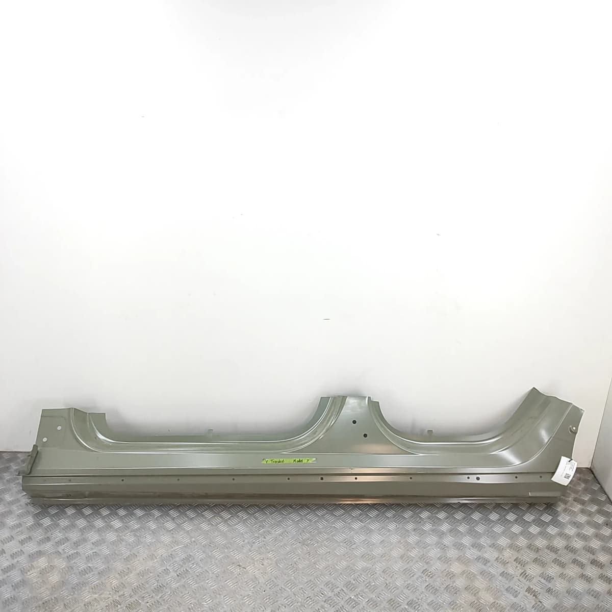 TESLA MODEL Y Left Side Sideskirt 1511000-SC-A Electricity 220kw 2022 36374748