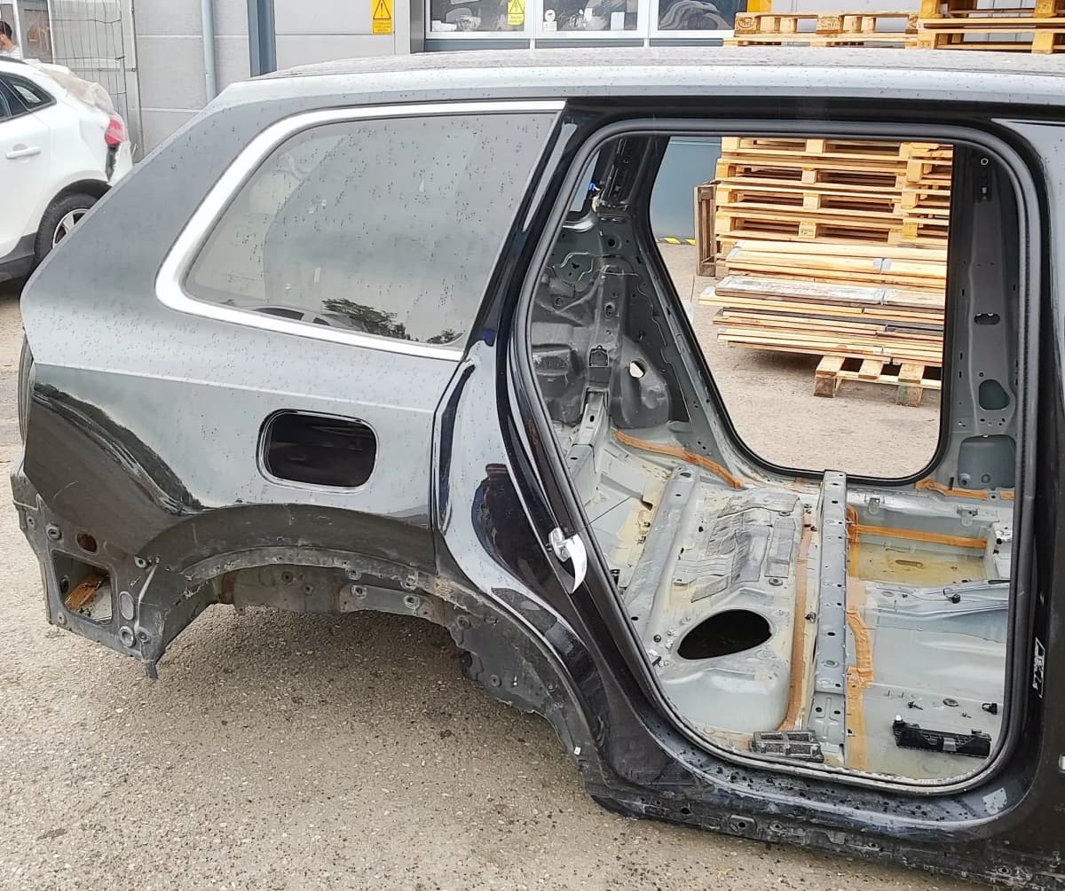 VOLVO XC90 MK2 Rear Right Quarter Panel 2.0 Petrol 235kw 2016 36795290
