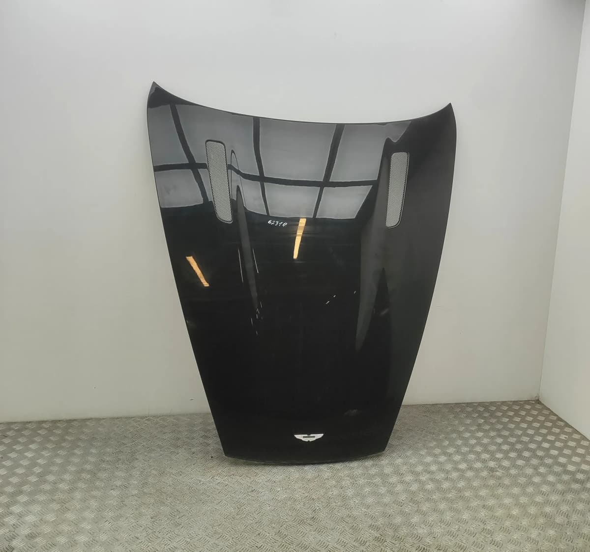 ASTON MARTIN DB9 Cabrio AM802 Bonnet Hood BG43-16612-AC 6.0 Petrol 350kw 2008