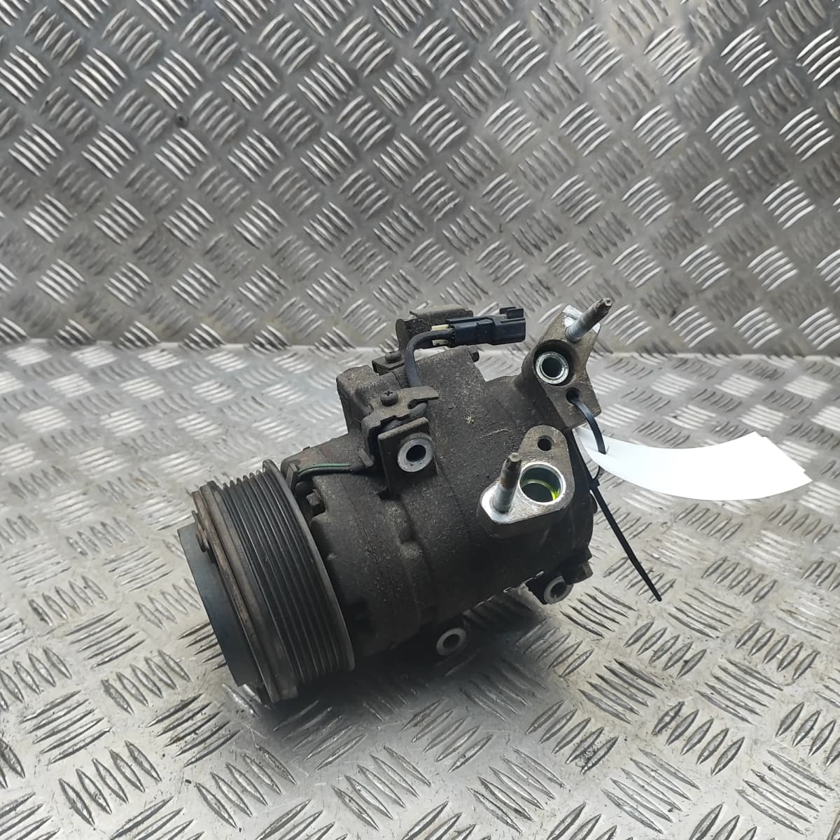 FORD RANGER TKE Air Condition A/C Pump EB3B-19D629-DB 3.2 Diesel 147kw 35674204