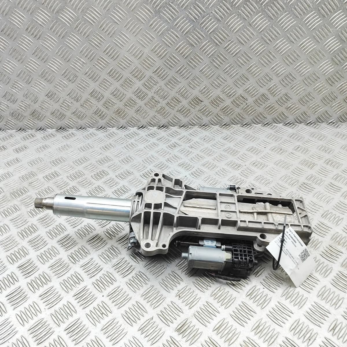 MERCEDES-BENZ E W213 Steering Column Mechanism A2054608801 35824260