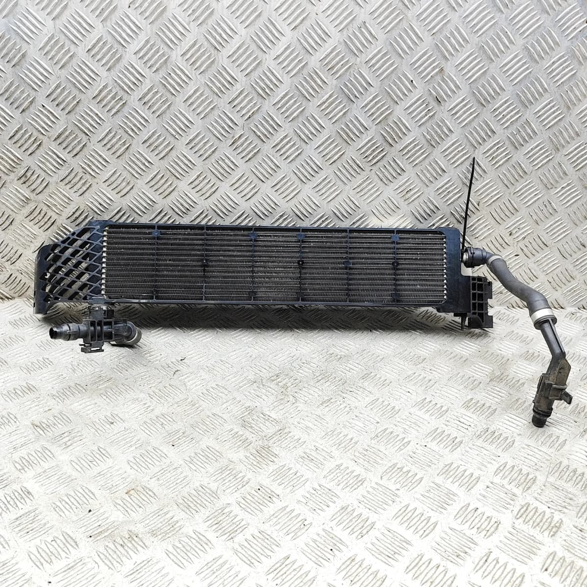 BMW 5 G30 Cooling Radiator 8472249 3.0 Petrol / electricity 210kw 2022 36685795