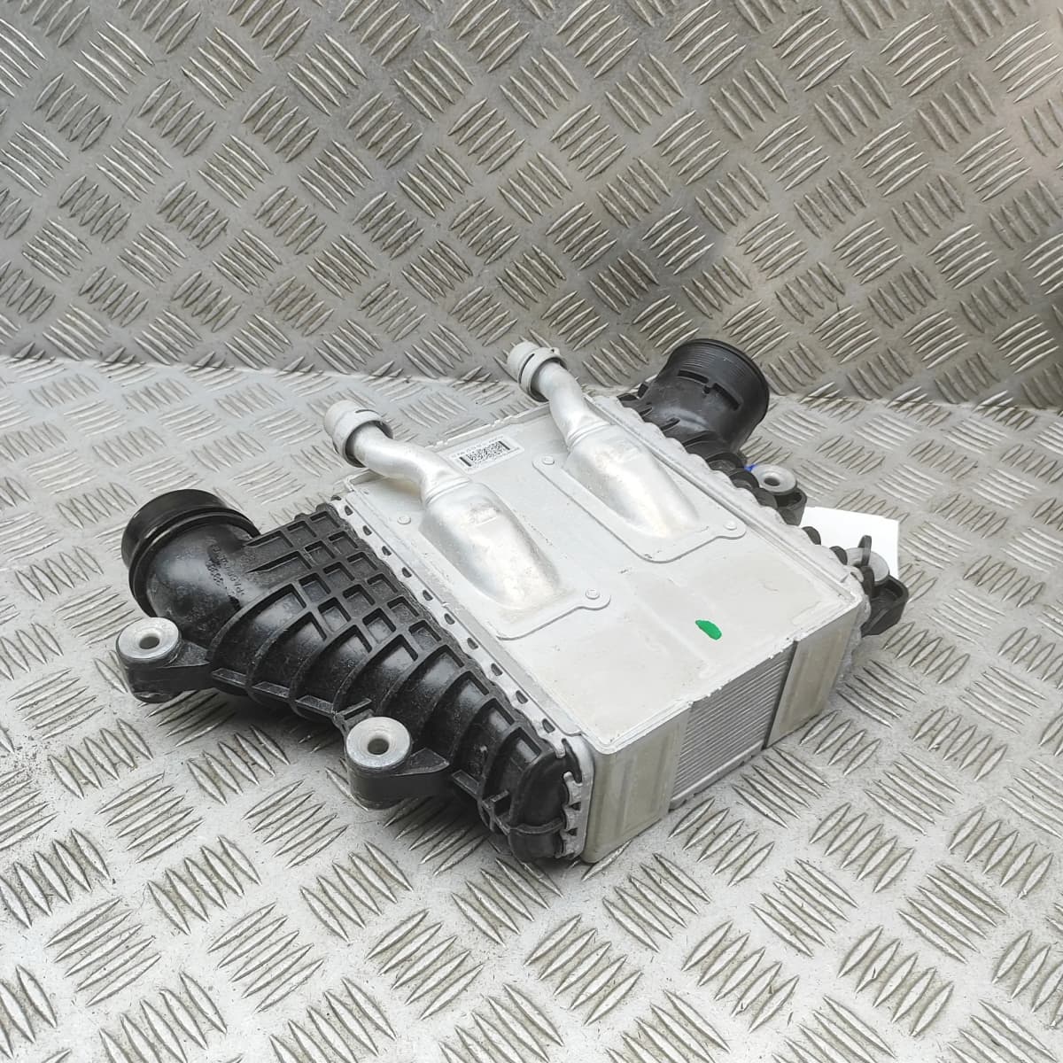LR RANGE ROVER EVOQUE L551 Intercooler Radiator GJ32-9L440-AE 2.0 Hybrid 150kW