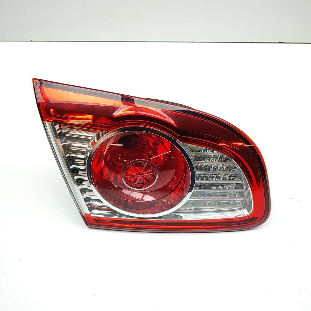 HYUNDAI SANTA FÉ MK2 CM Left Side Tailgate Tail Light 92405-2B520 RHD 2012