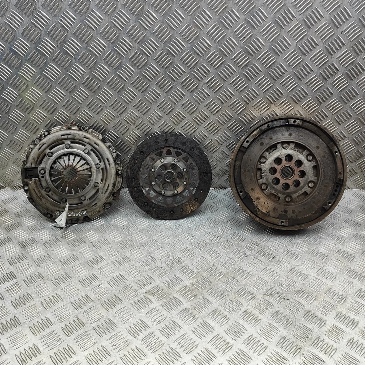 MINI COUNTRYMAN R60 Clutch Kit 7599835 2.0 Diesel 105kw 2015 34834987