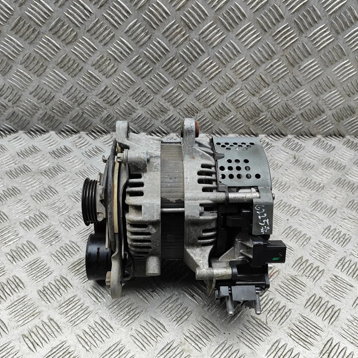 MERCEDES-BENZ C Coupe C205 Alternator Generator A2649062300 35518337