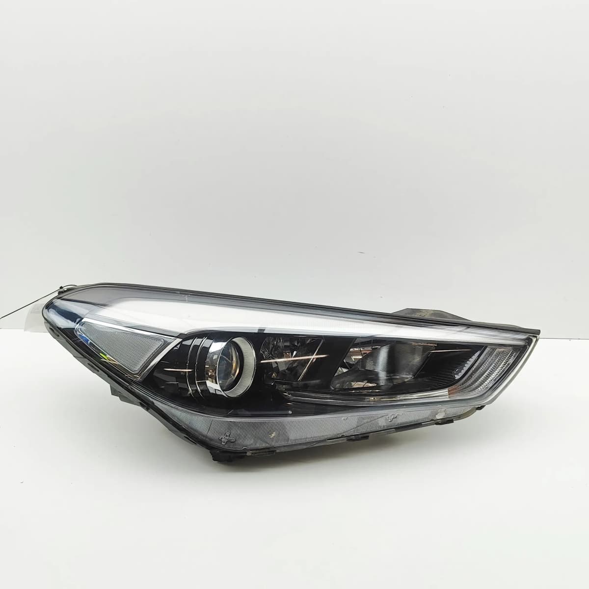 HYUNDAI TUCSON TL, TLE Front Right Headlight 92102-D7110 1.7 Diesel 36075710