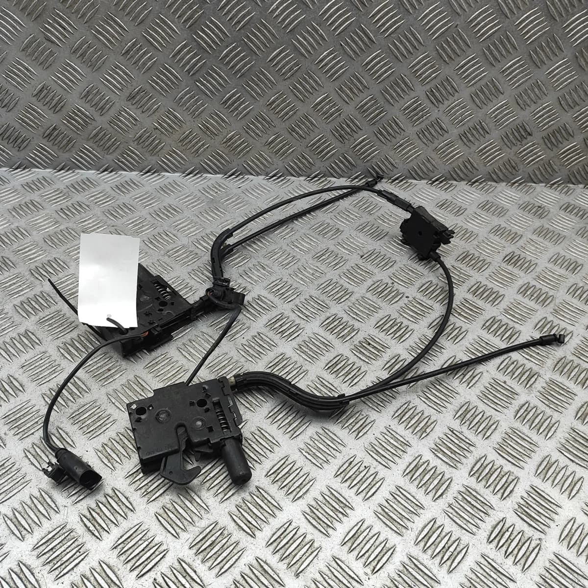 VOLKSWAGEN T-ROC A11 MK1 Bonnet Lock 2GA82350901S 1.5 Petrol 110kW 2022 34212306