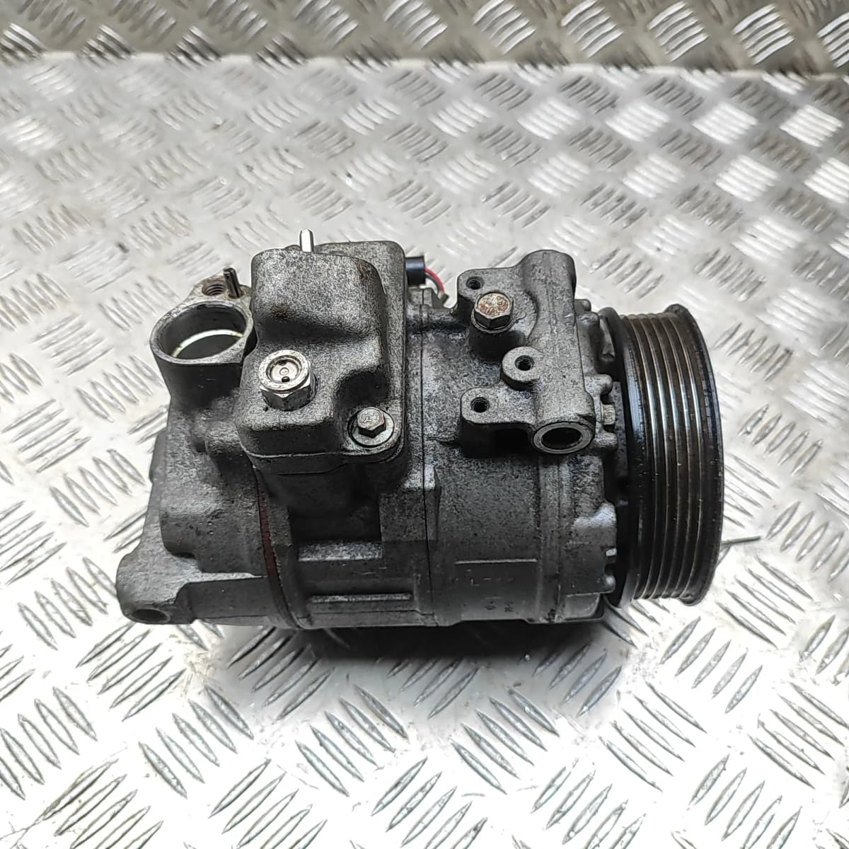 JAGUAR XF X250 Air Condition A/C Pump 8X23-19D629-BA 2.7 Diesel 152kW 2009
