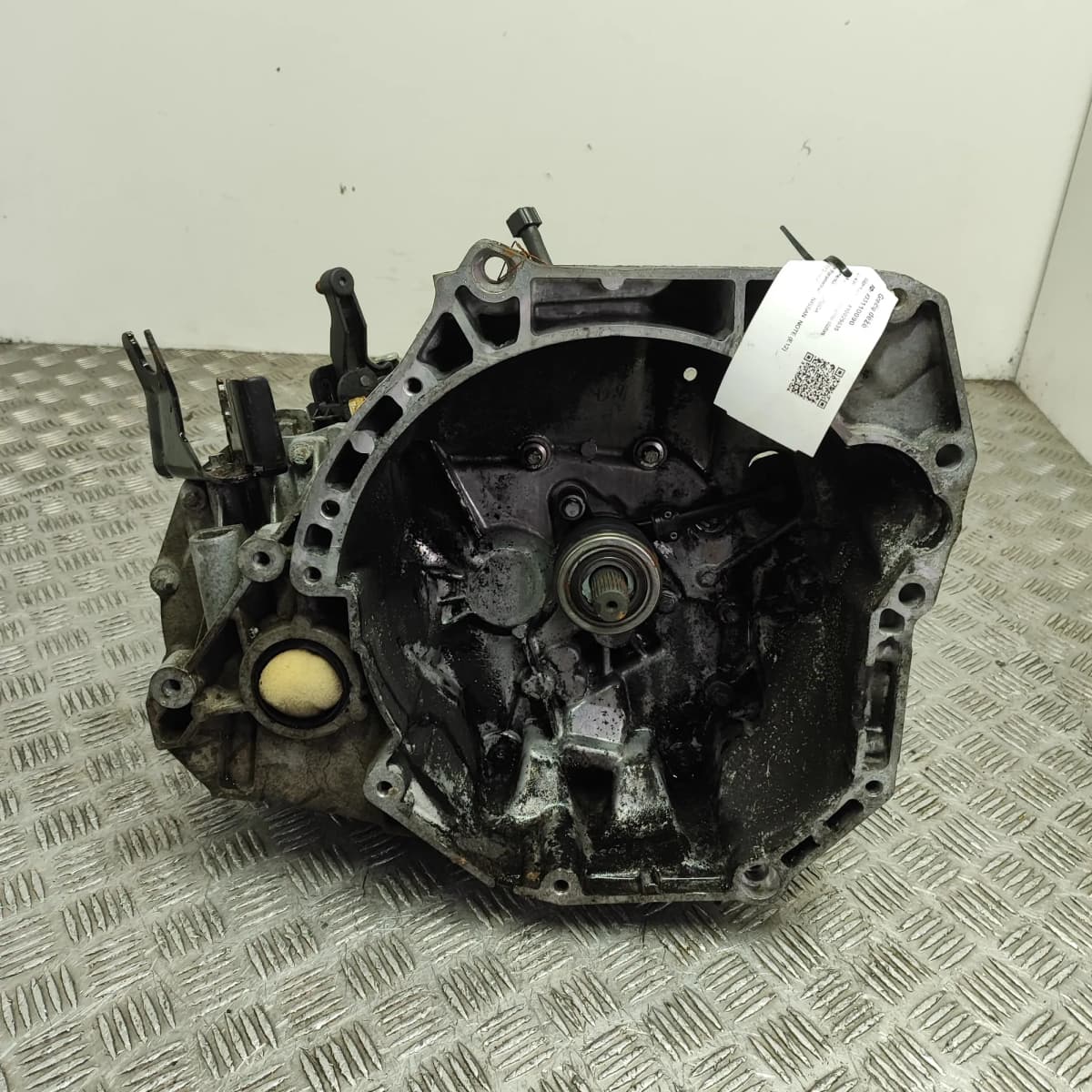NISSAN NOTE E12 5 Speed Manual Gearbox JH3-323 1.2 Petrol 59kw 2016 33110090