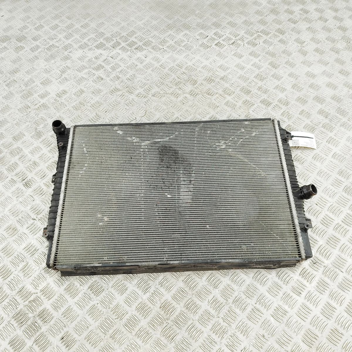 VW JETTA MK6 162, 163 Cooling Radiator 5C0121251L 2.0 Diesel 81kw 2015 33119787