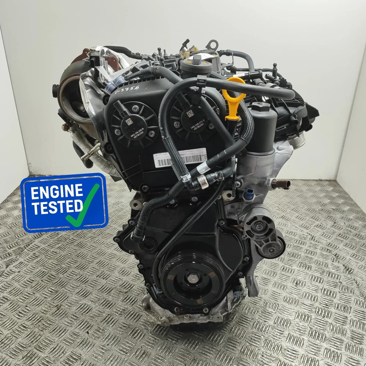 AUDI A3 Limousine 8Y MK4 Motor DNFB 2.0 Benzin 228kW 2022 33338392