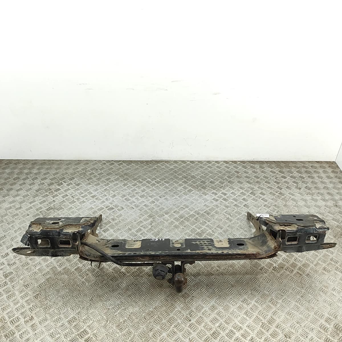 VW AMAROK 2H, S1B Towbar Kit 2H6092101 2.0 Diesel 132kw 2013 33381127