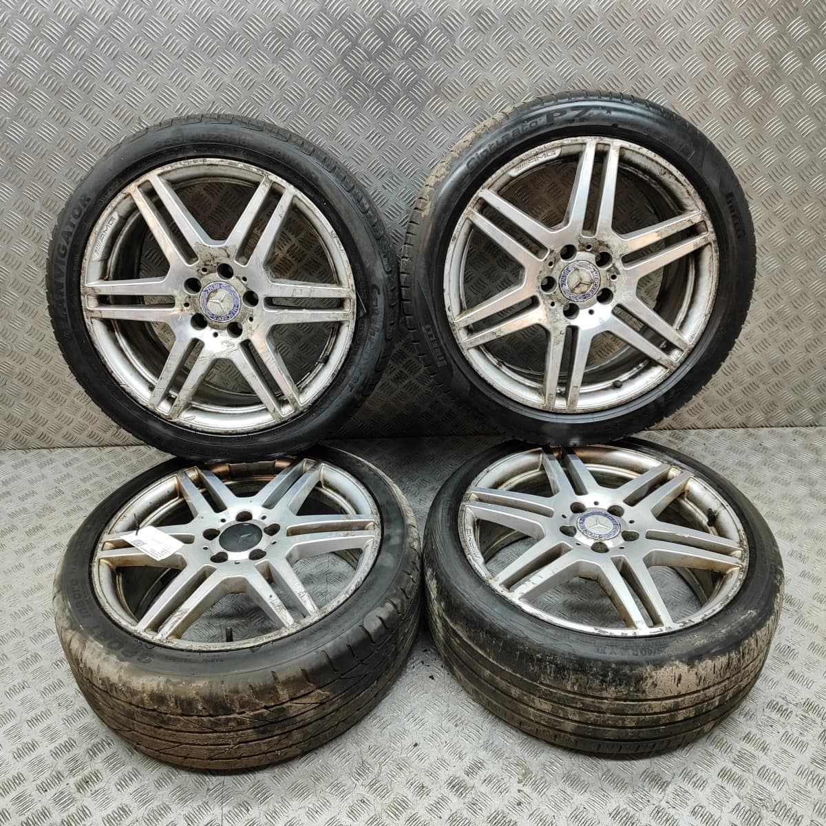 MERCEDES-BENZ E Coupe C207 Alloy Wheel Set A2074011402 3.0 Diesel 190kw 33475919